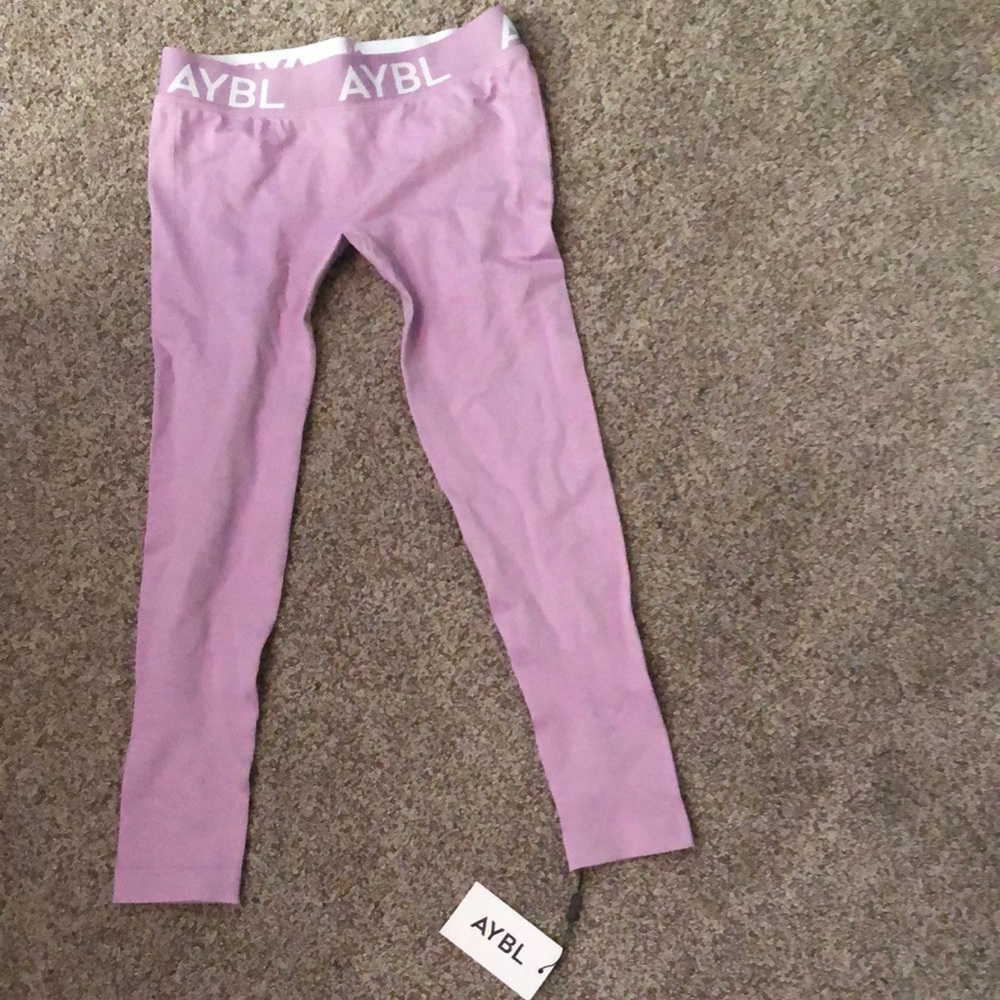 NEW⭐️ Pink leggings